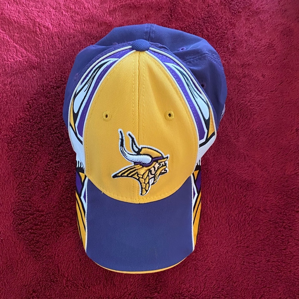 2/$30. Vintage Minnesota Vikings NFL Reebok Adult Unisex Purple Yellow White/Hat
